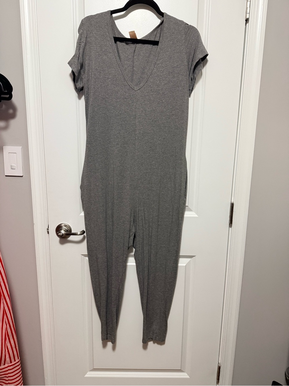 Smash + Tess Heather Gray Short-Sleeve V-Neck Jumpsuit